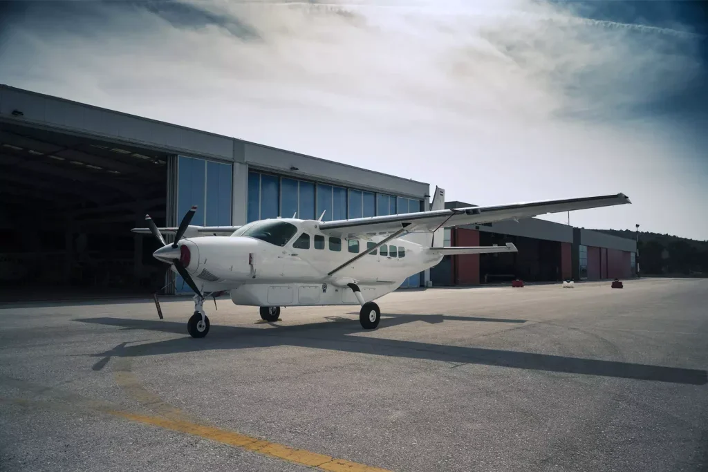 Luxury flights with airplane Cessna 208B Grand Caravan