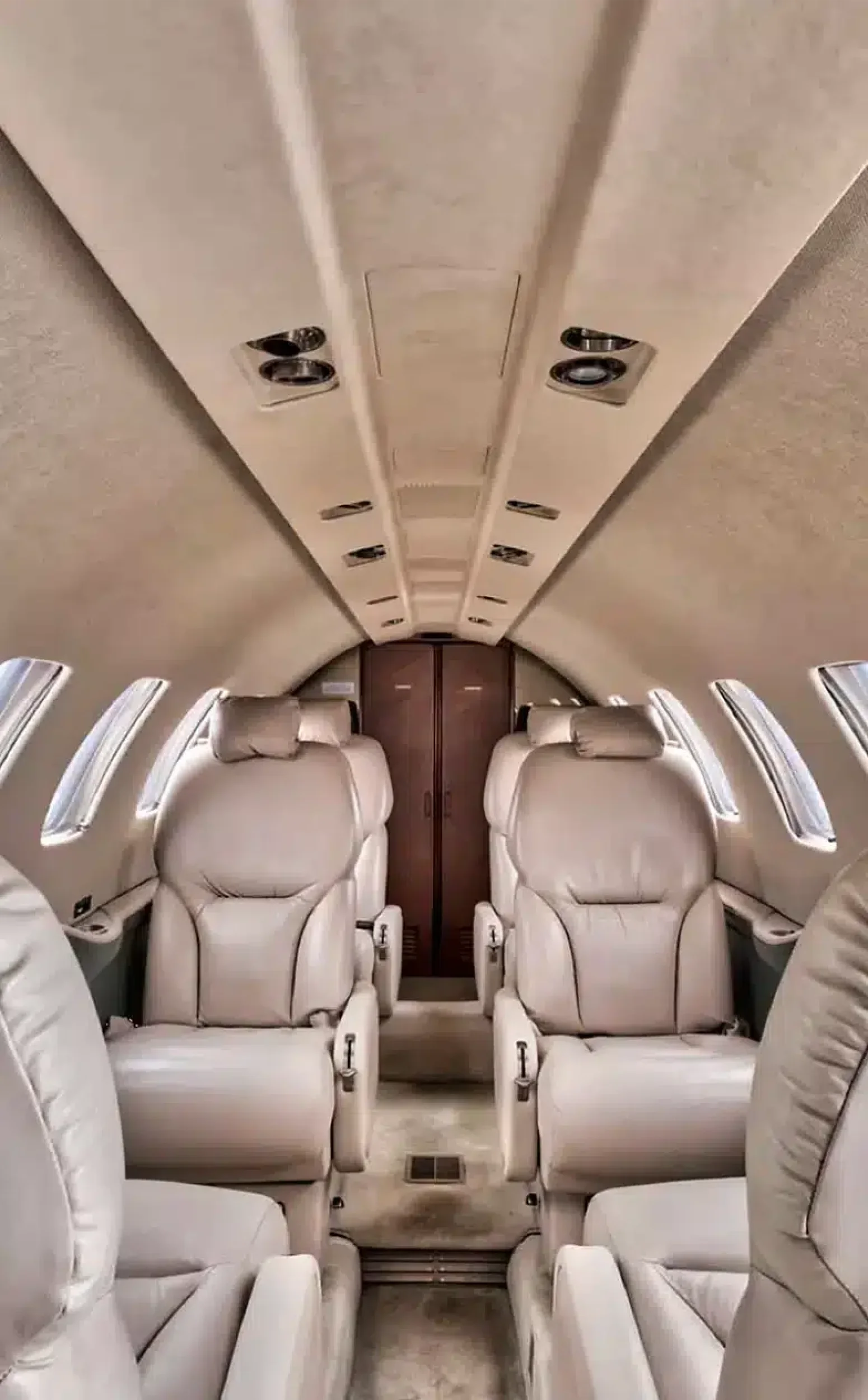 Luxury flights with jet Cessna 550 Citation Bravo